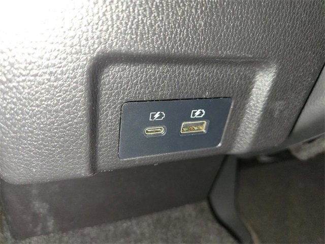 Used 2024 Mitsubishi Eclipse Cross SE image 16