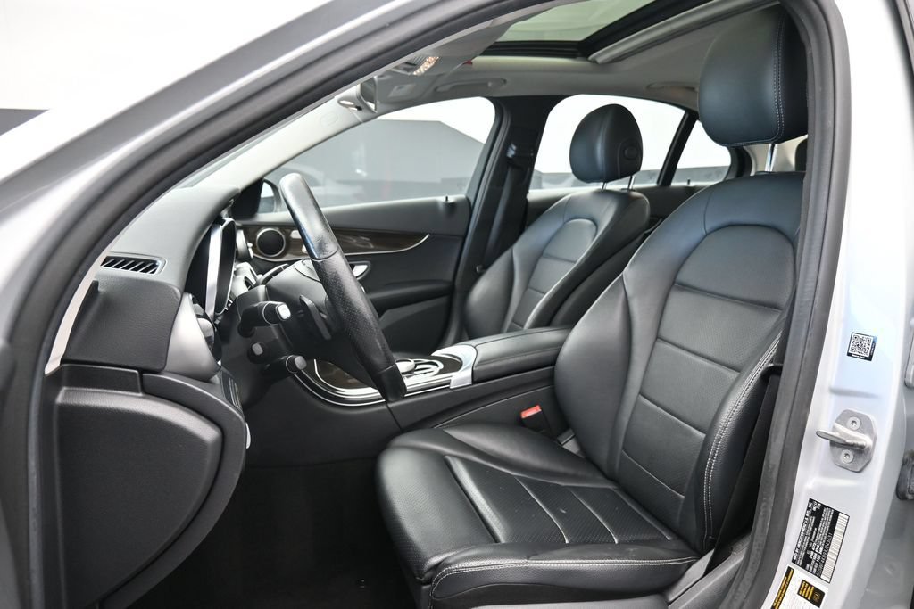 Used 2018 Mercedes-Benz C 300 4MATIC Sedan image 10
