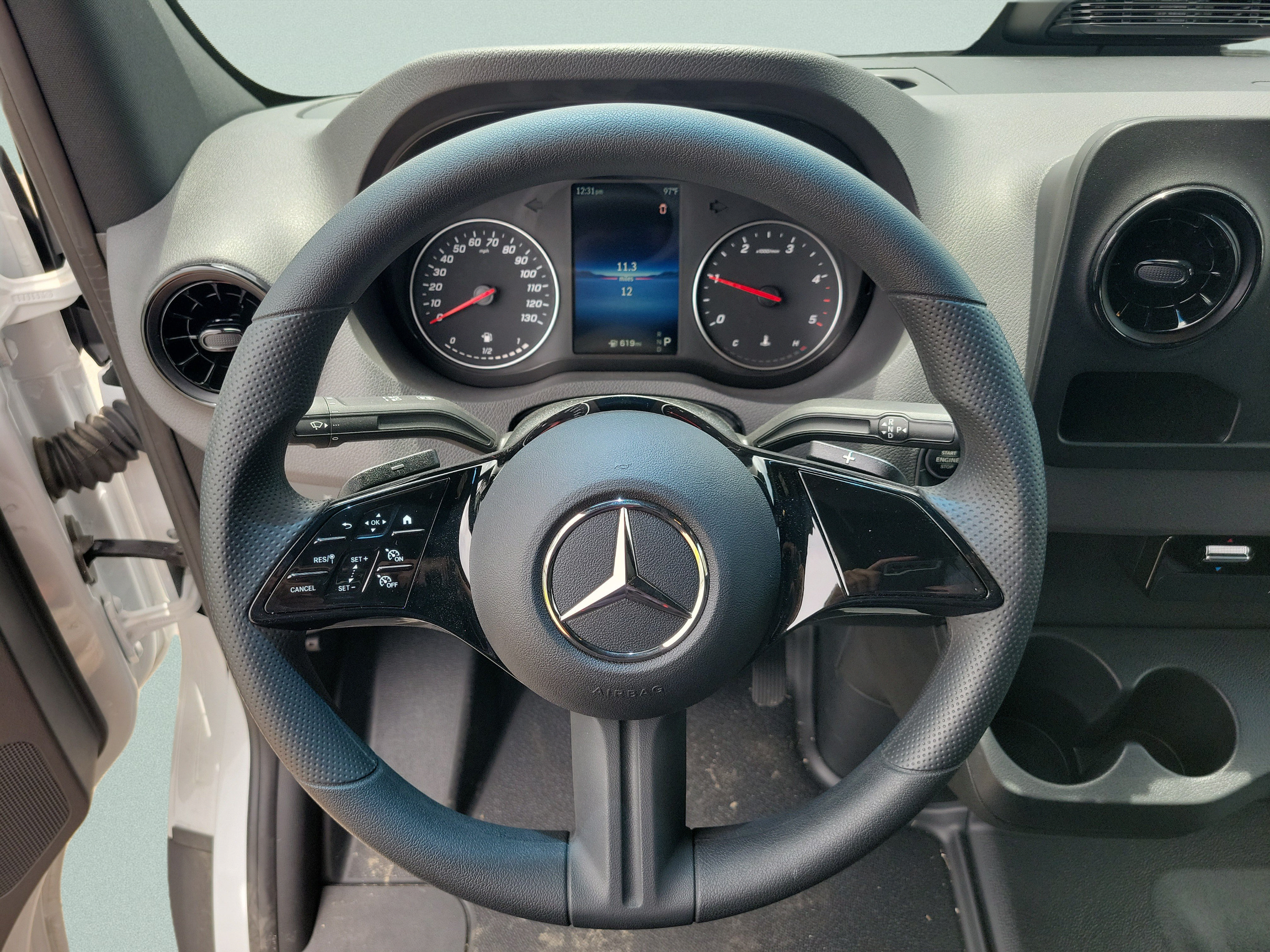 New 2025 Mercedes-Benz Sprinter 2500 image 17