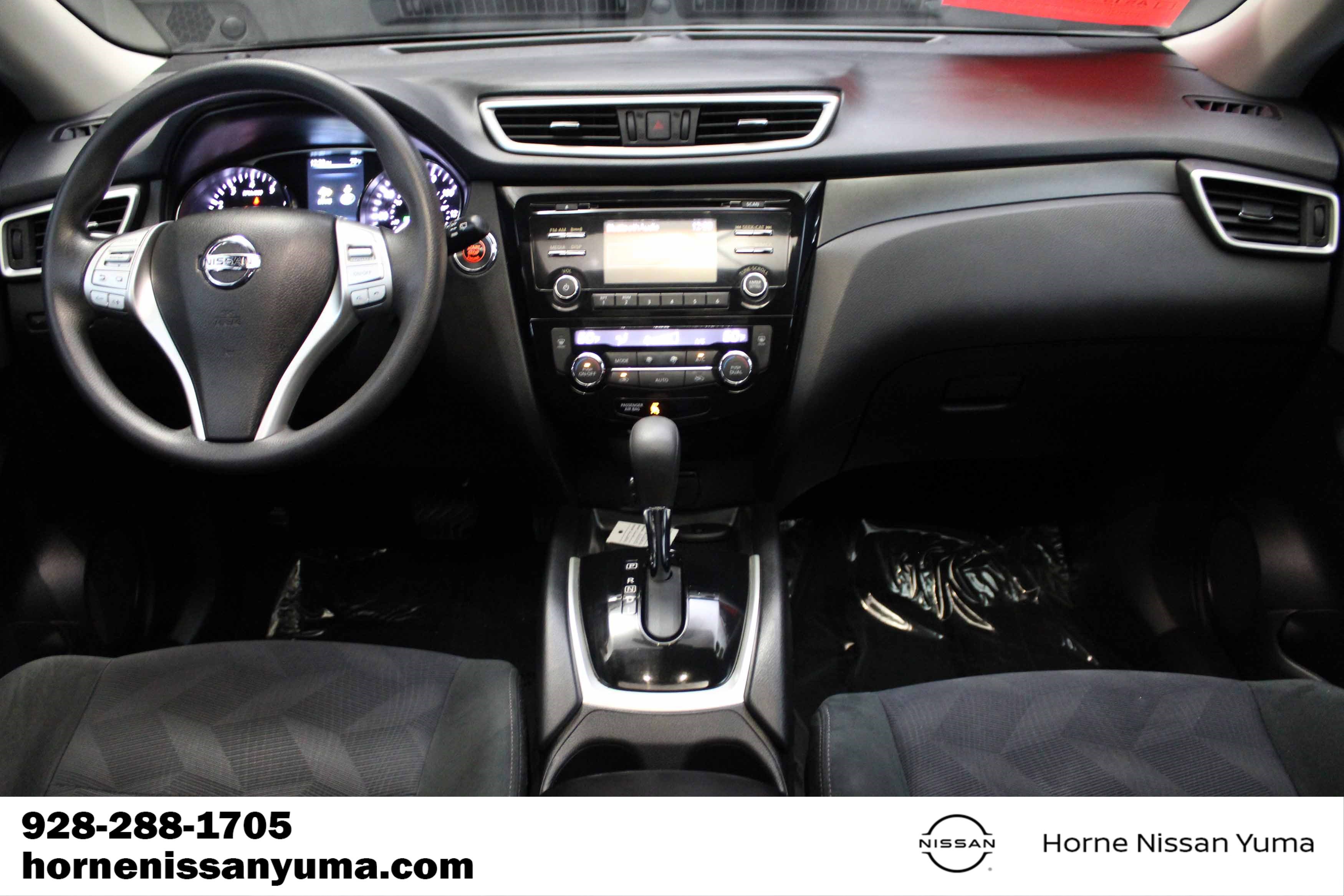 Used 2016 Nissan Rogue SV w/ SV Moonroof Package FWD image 12