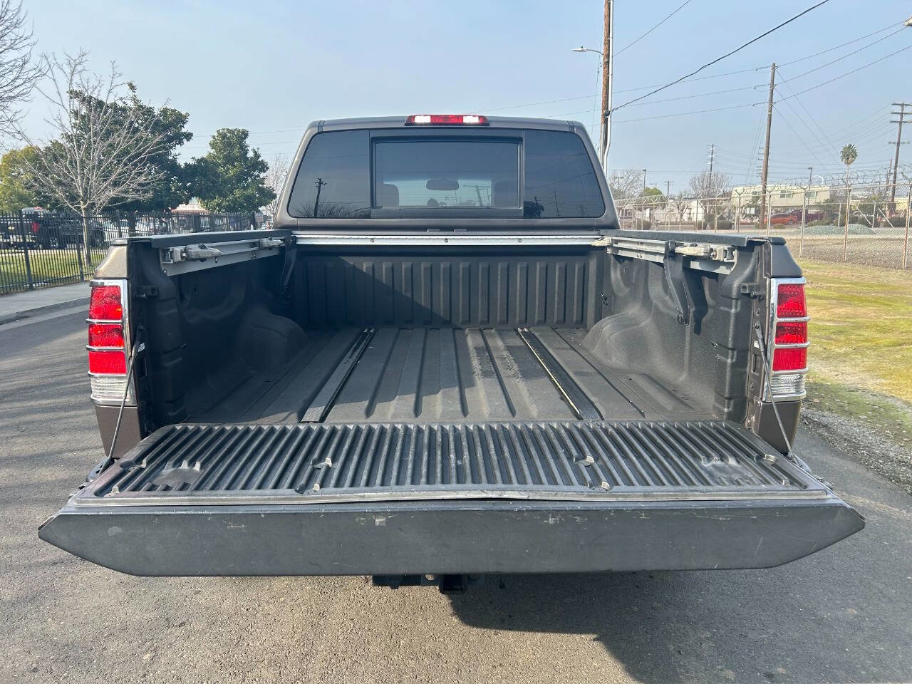 Used 2014 Nissan Titan SL w/ SL Moonroof Package image 14