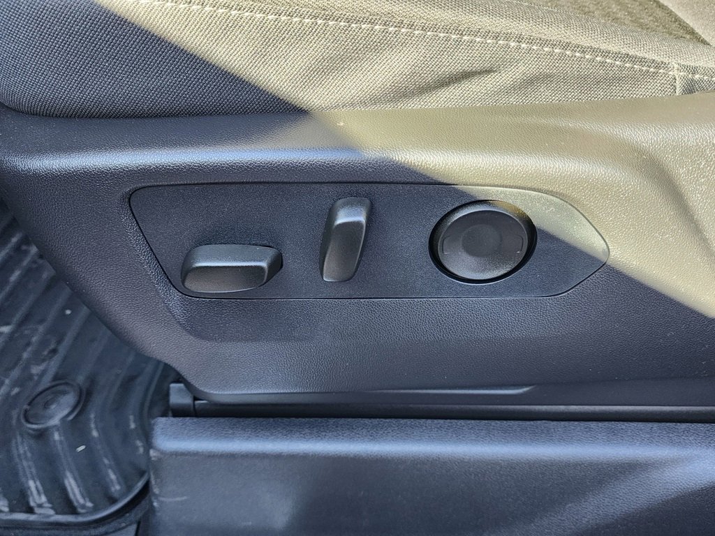 New 2026 GMC Sierra 1500 Elevation image 18