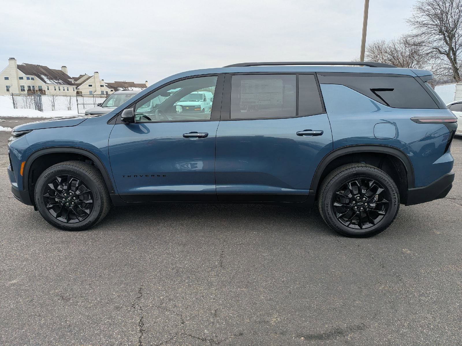 New 2026 Chevrolet Traverse LT w/ Midnight/Sport Edition image 7