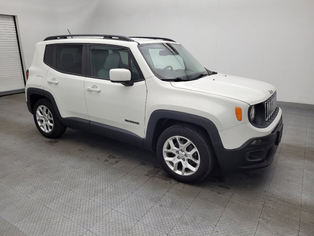 Used 2017 Jeep Renegade Latitude w/ Popular Equipment Group image 11