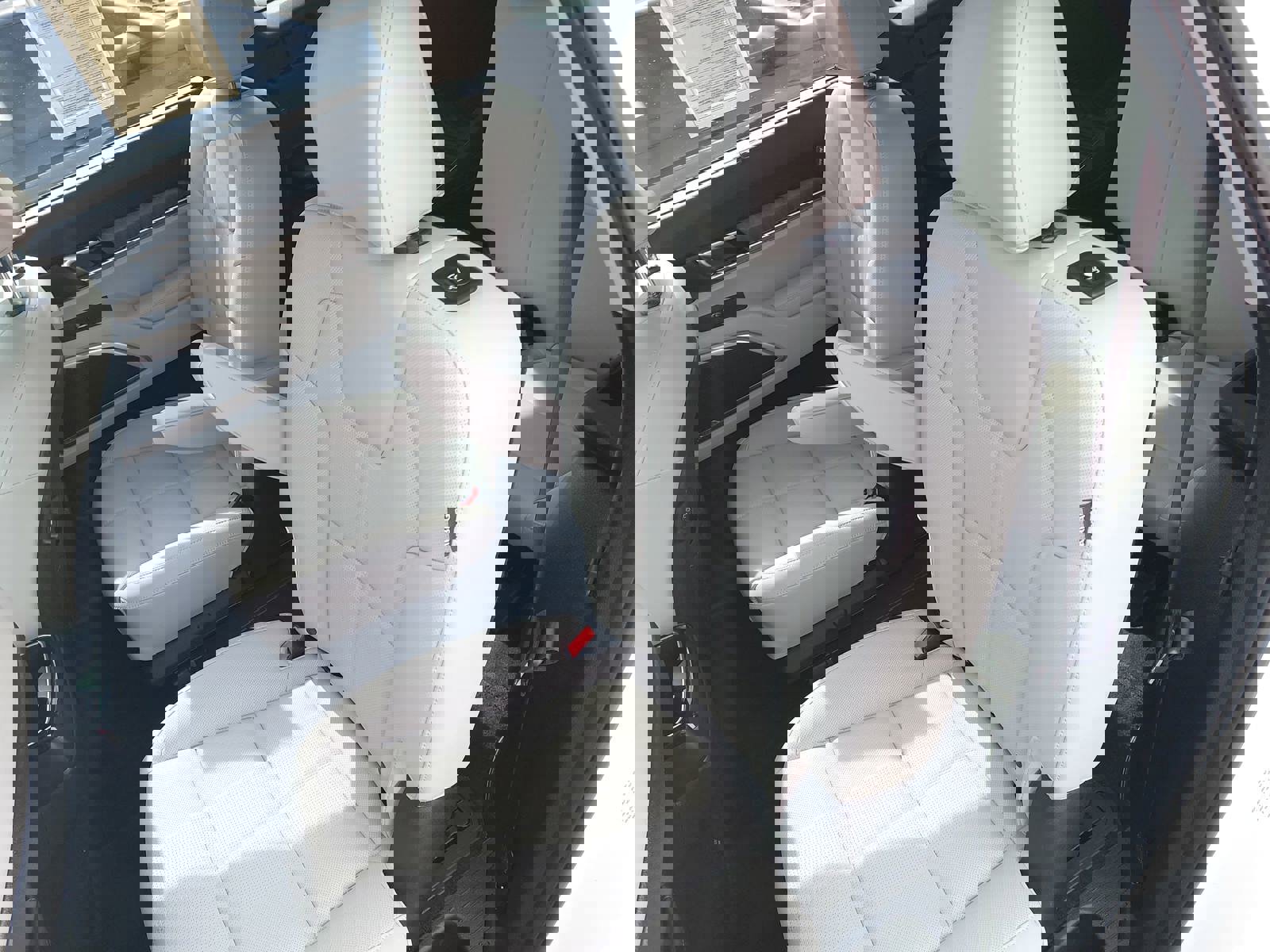 Used 2025 Kia Telluride EX w/ EX Captain's Chair Package image 16