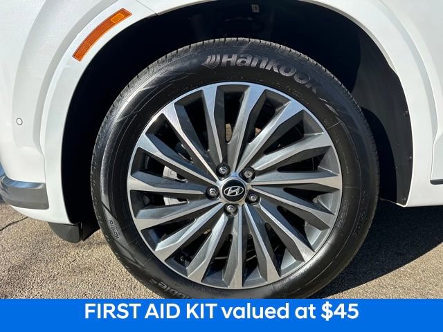 Used 2025 Hyundai Palisade Calligraphy image 12