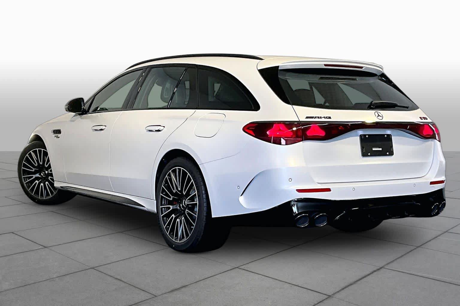 New 2027 Mercedes-Benz E 53 AMG e 4MATIC Wagon image 3