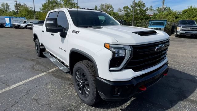 New 2026 Chevrolet Silverado 2500 LT w/ Trail Boss Package AWD/4WD image 4