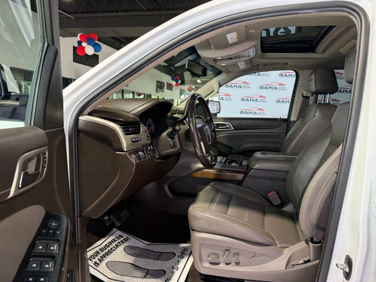 Used 2019 GMC Yukon Denali w/ Open Road Package AWD/4WD image 28