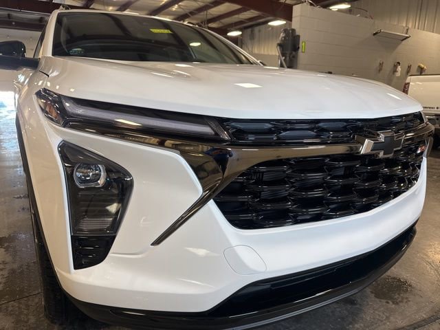 New 2026 Chevrolet Trax RS w/ Sunroof Package image 35