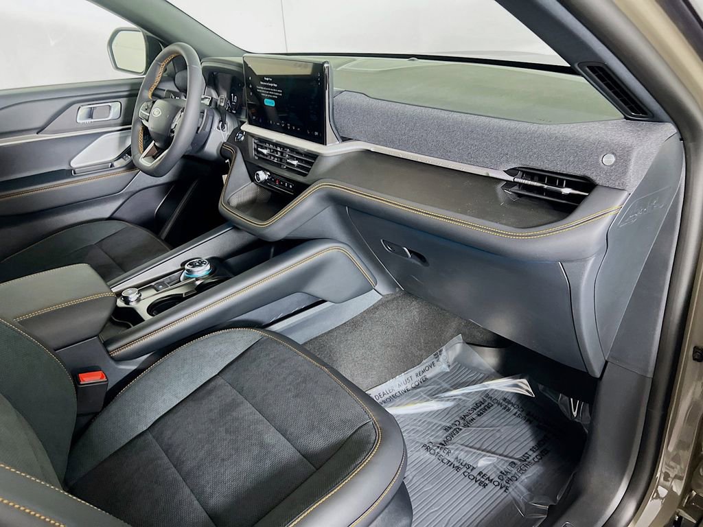 New 2026 Ford Explorer Tremor image 32