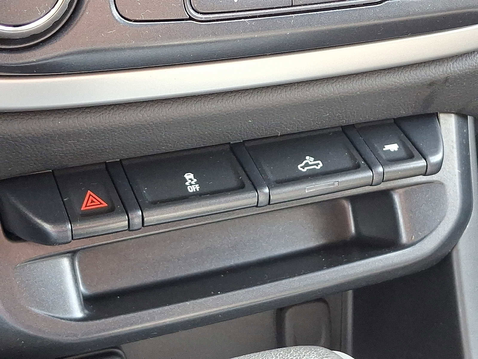 Used 2019 Chevrolet Colorado LT w/ Colorado RST Special Edition image 23