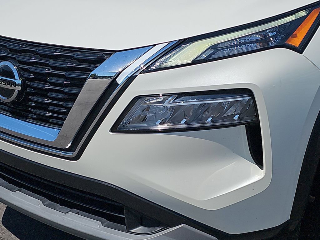 Used 2021 Nissan Rogue SV FWD image 33