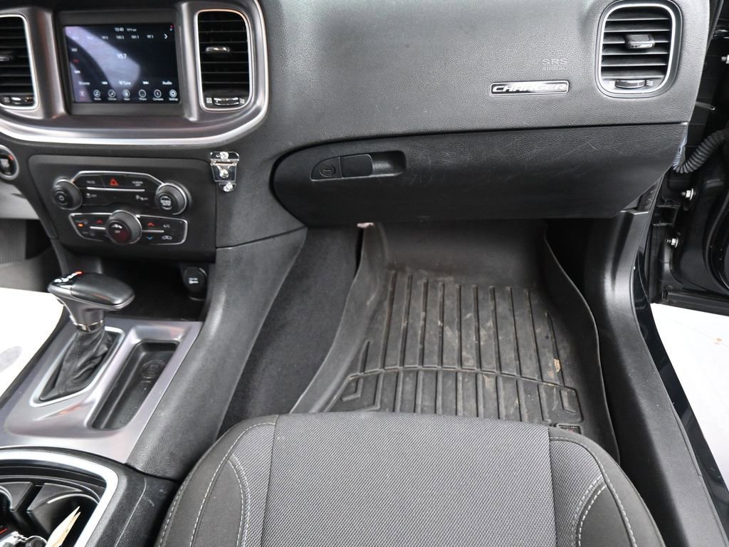 Used 2020 Dodge Charger SXT image 45