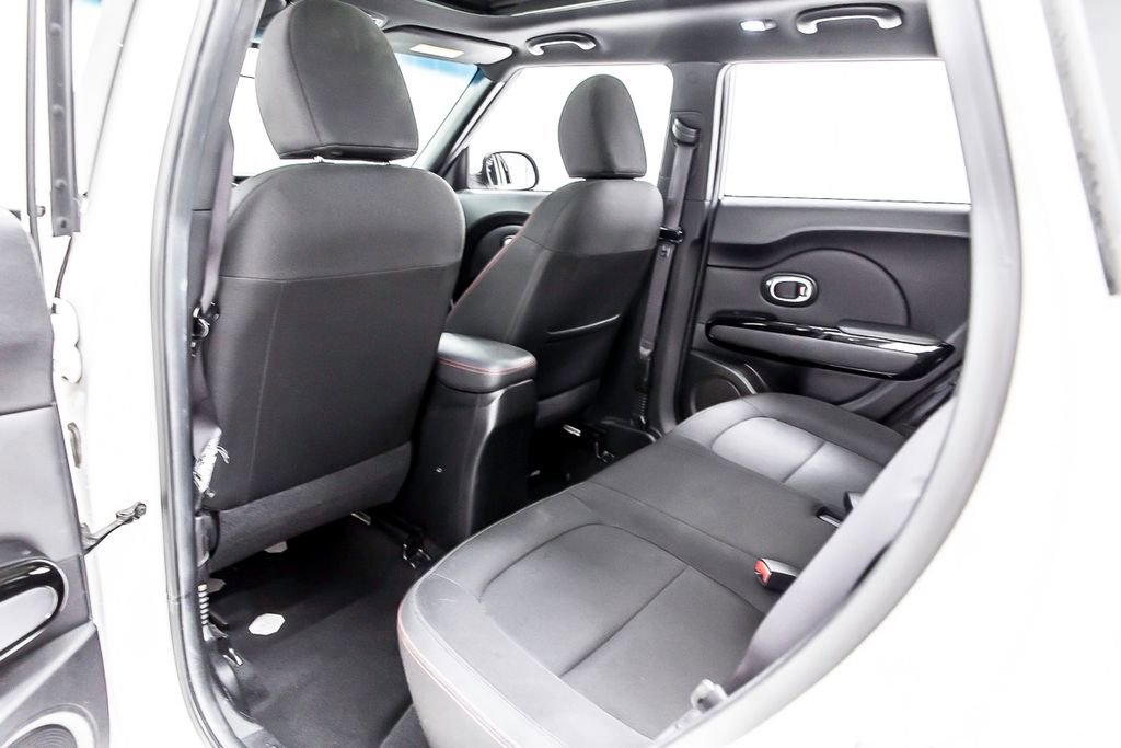Used 2014 Kia Soul + image 29