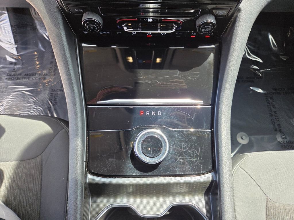 Used 2024 Jeep Grand Cherokee Laredo image 25