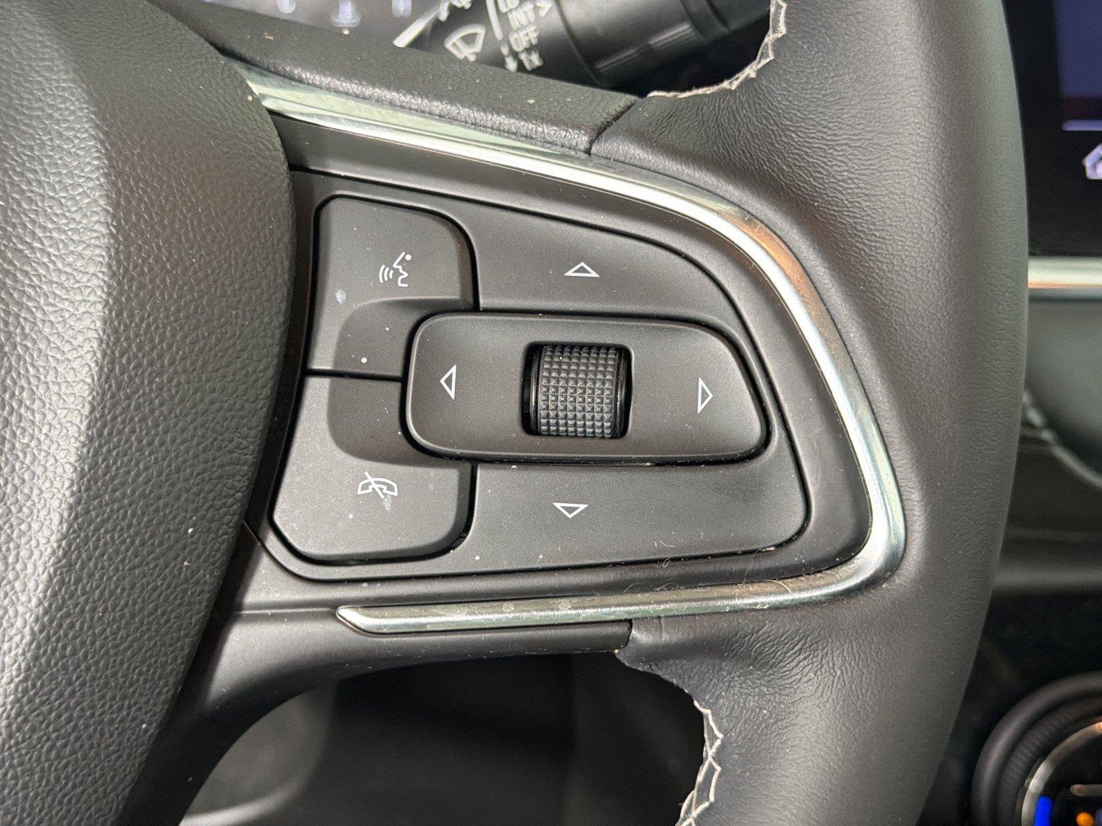 Used 2020 Buick Encore GX Select FWD image 24