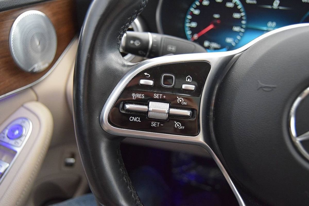 Used 2021 Mercedes-Benz C 300 4MATIC Sedan w/ Premium Package image 19
