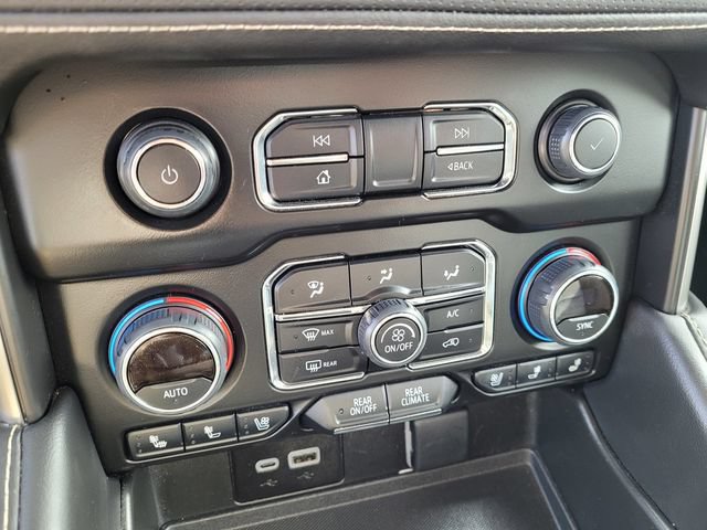 Used 2024 Chevrolet Tahoe Premier AWD/4WD image 21