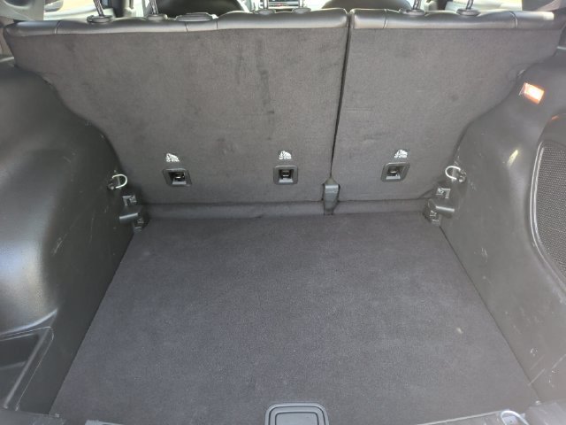 Used 2023 Jeep Compass Limited w/ Sun and Sound Group AWD/4WD image 30