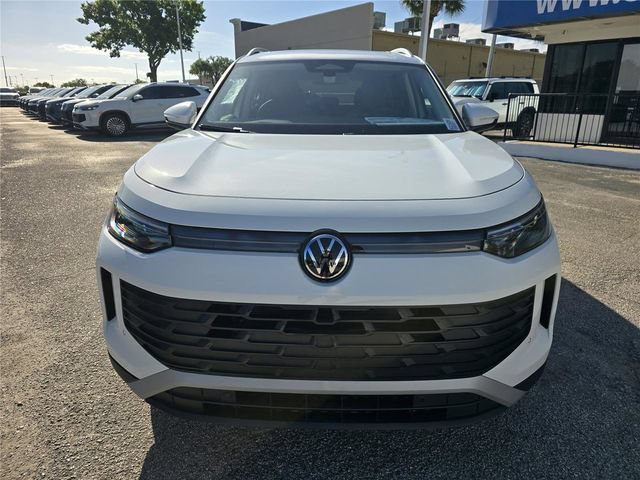 New 2026 Volkswagen Tiguan SE FWD image 2