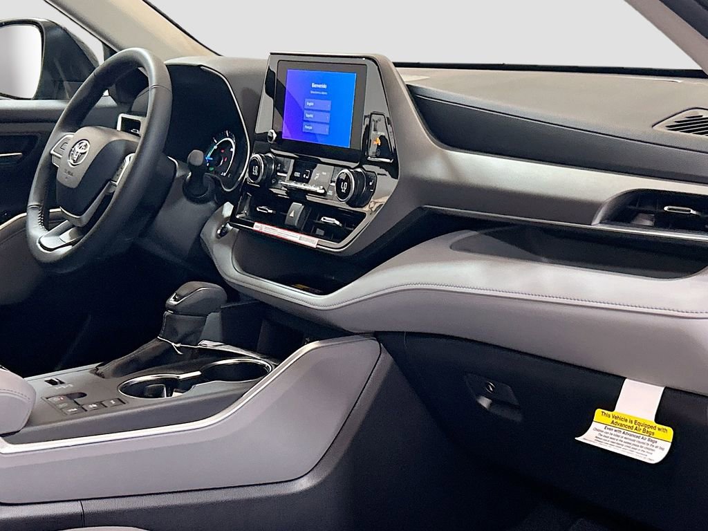 New 2026 Toyota Highlander XLE image 29
