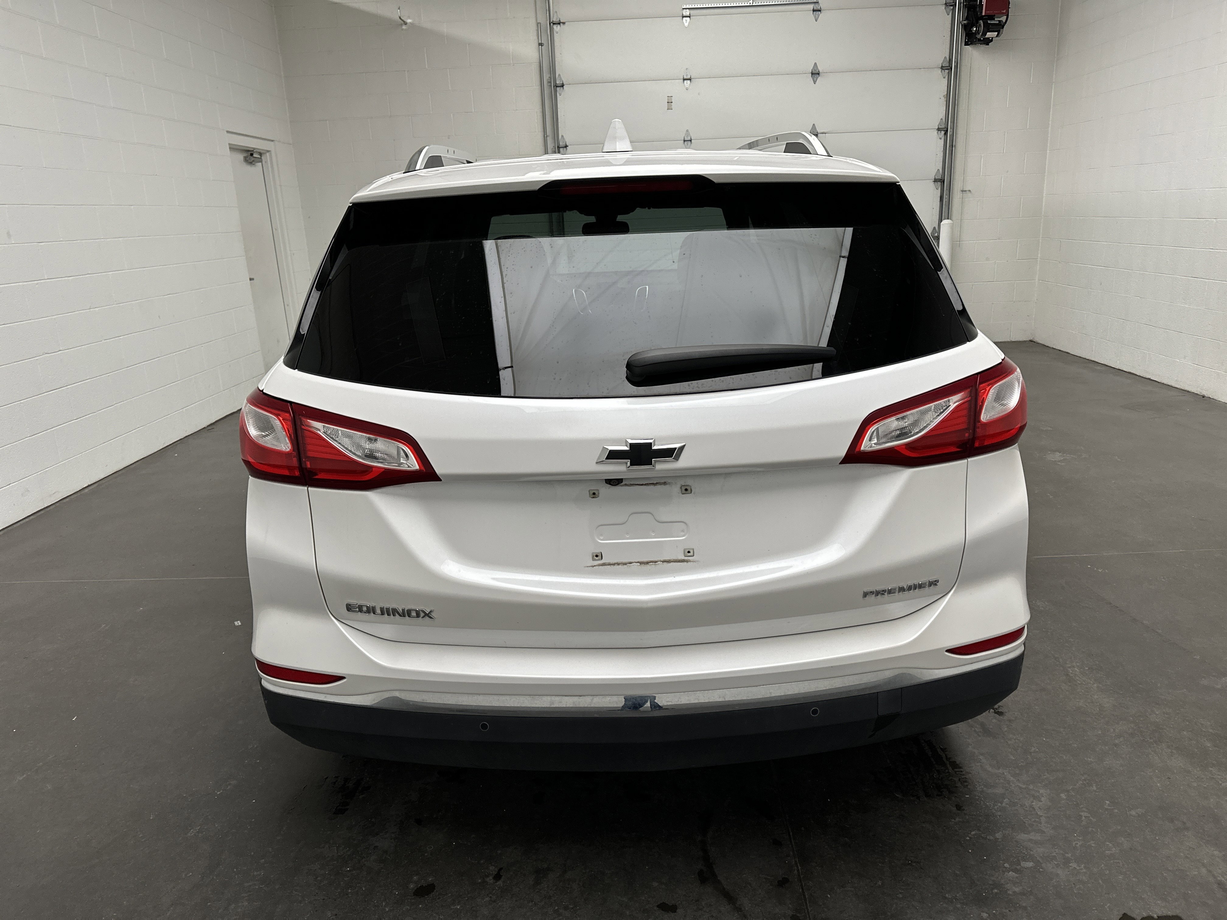 Used 2021 Chevrolet Equinox Premier FWD image 10