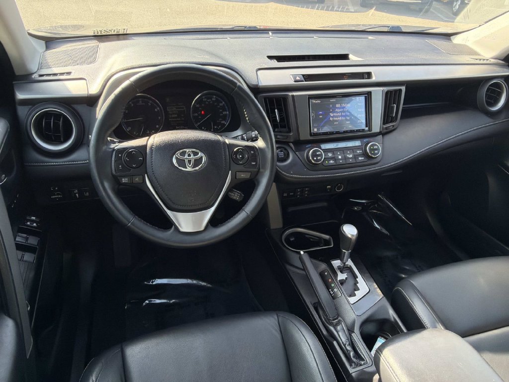 Used 2016 Toyota RAV4 Limited w/ Advanced Technology Package AWD/4WD image 7