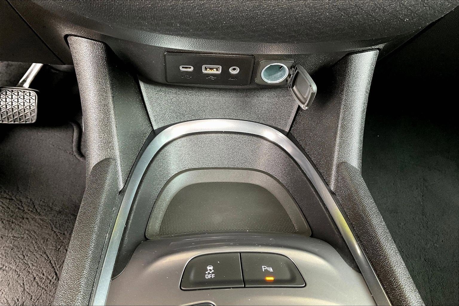 Used 2024 Chevrolet Malibu LT image 15