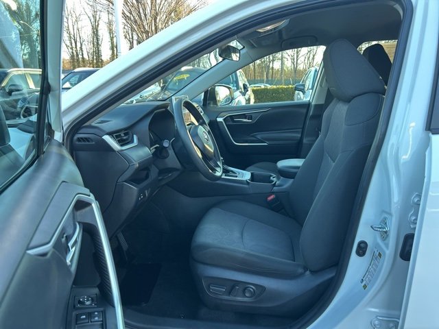 Used 2024 Toyota RAV4 XLE image 15