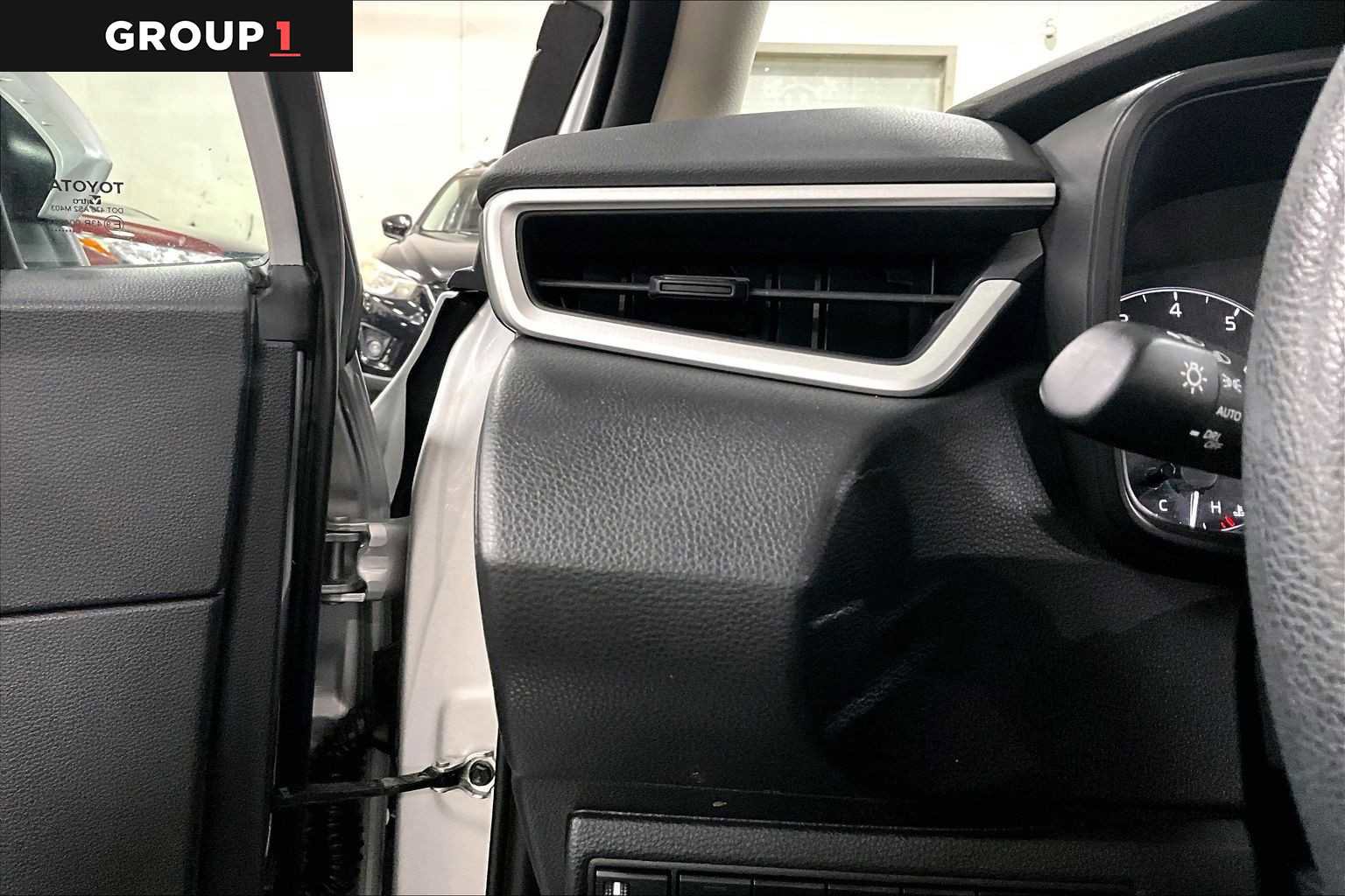 Certified 2025 Toyota Corolla LE FWD image 34