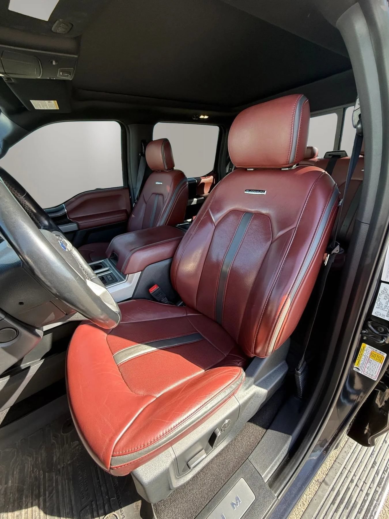 Used 2019 Ford F150 Platinum w/ Technology Package AWD/4WD image 28