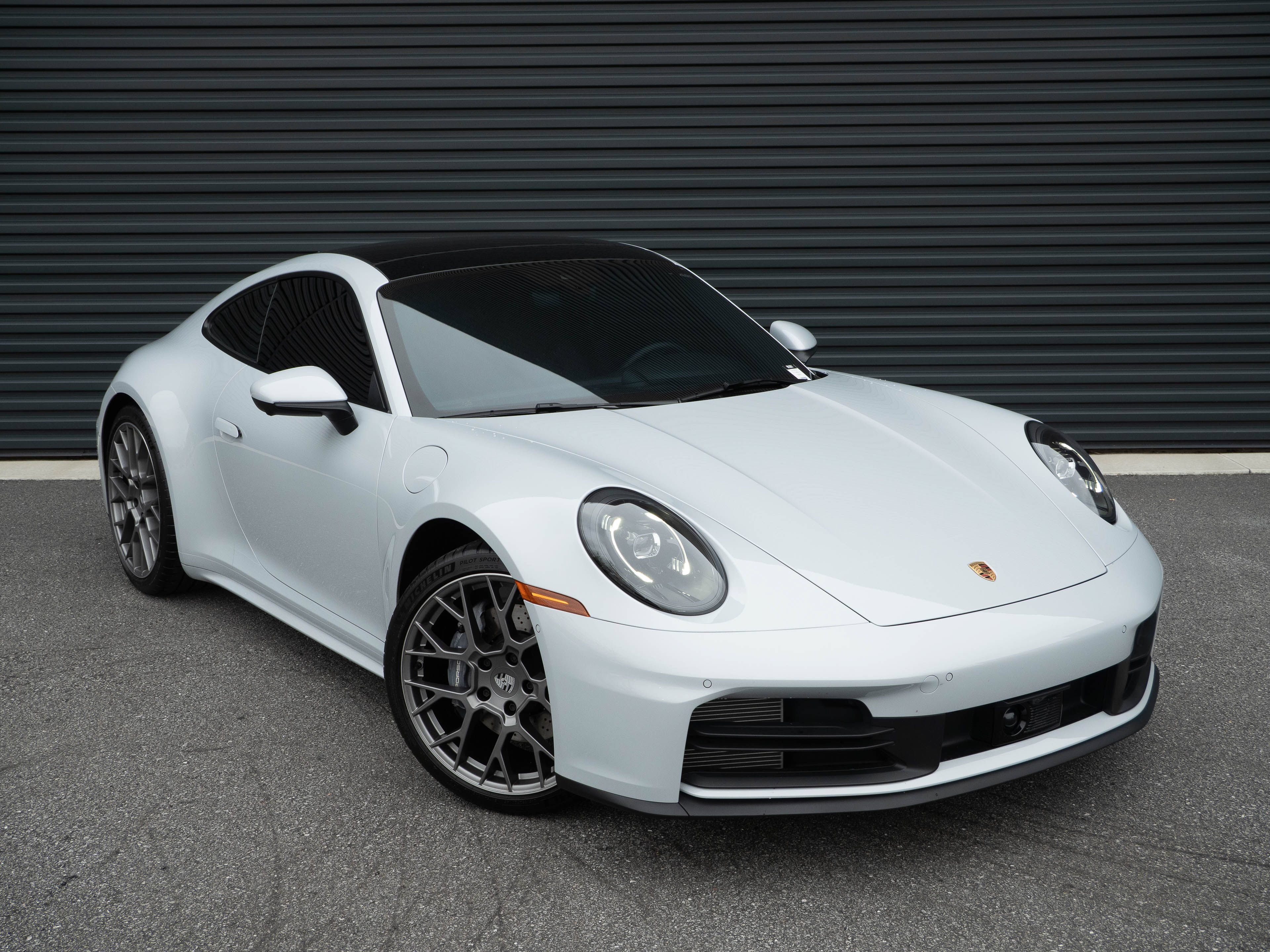 Used 2025 Porsche 911 Carrera w/ Premium Package RWD image 22