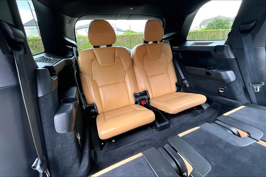 Certified 2024 Volvo XC90 B6 Ultimate AWD/4WD image 38