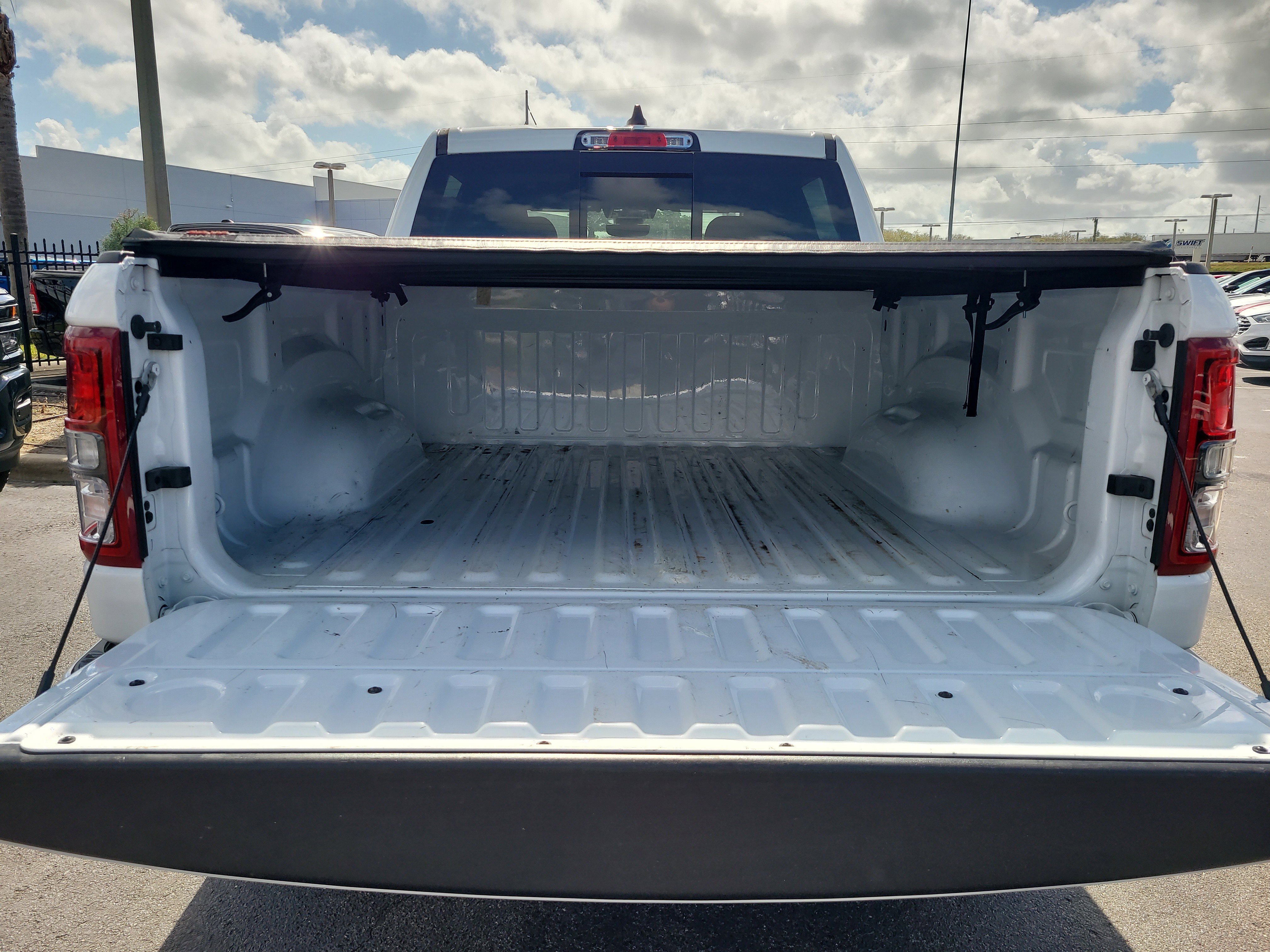 Used 2024 RAM 1500 Big Horn image 8