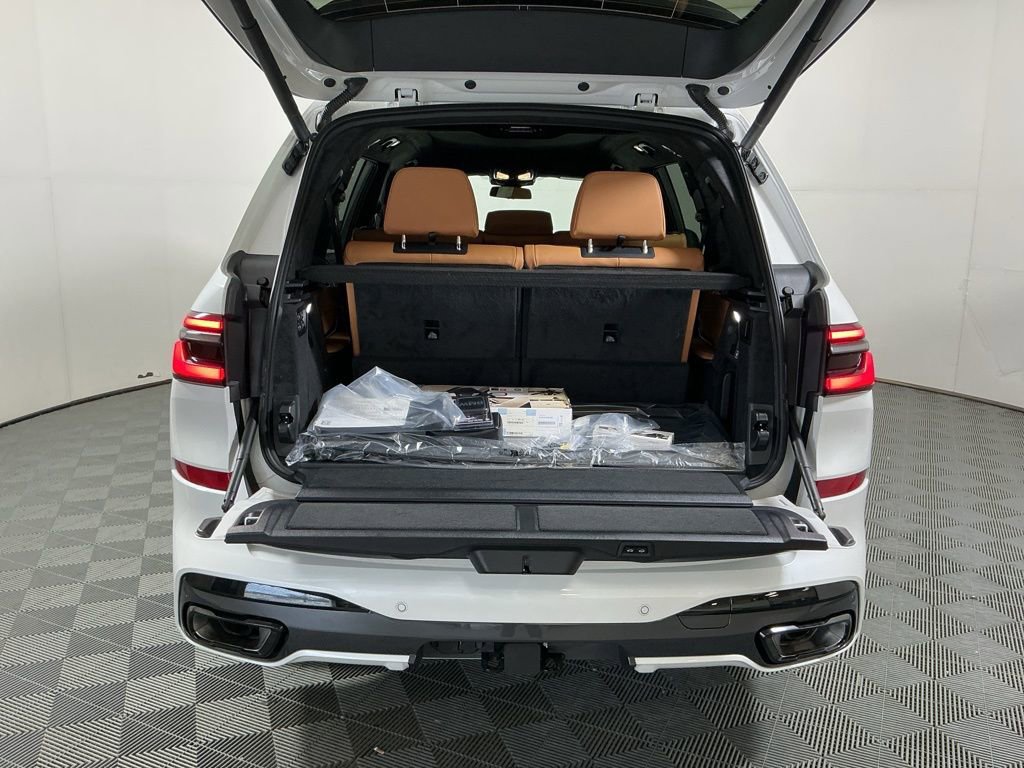 New 2026 BMW X7 xDrive40i w/ Executive Package AWD/4WD image 31