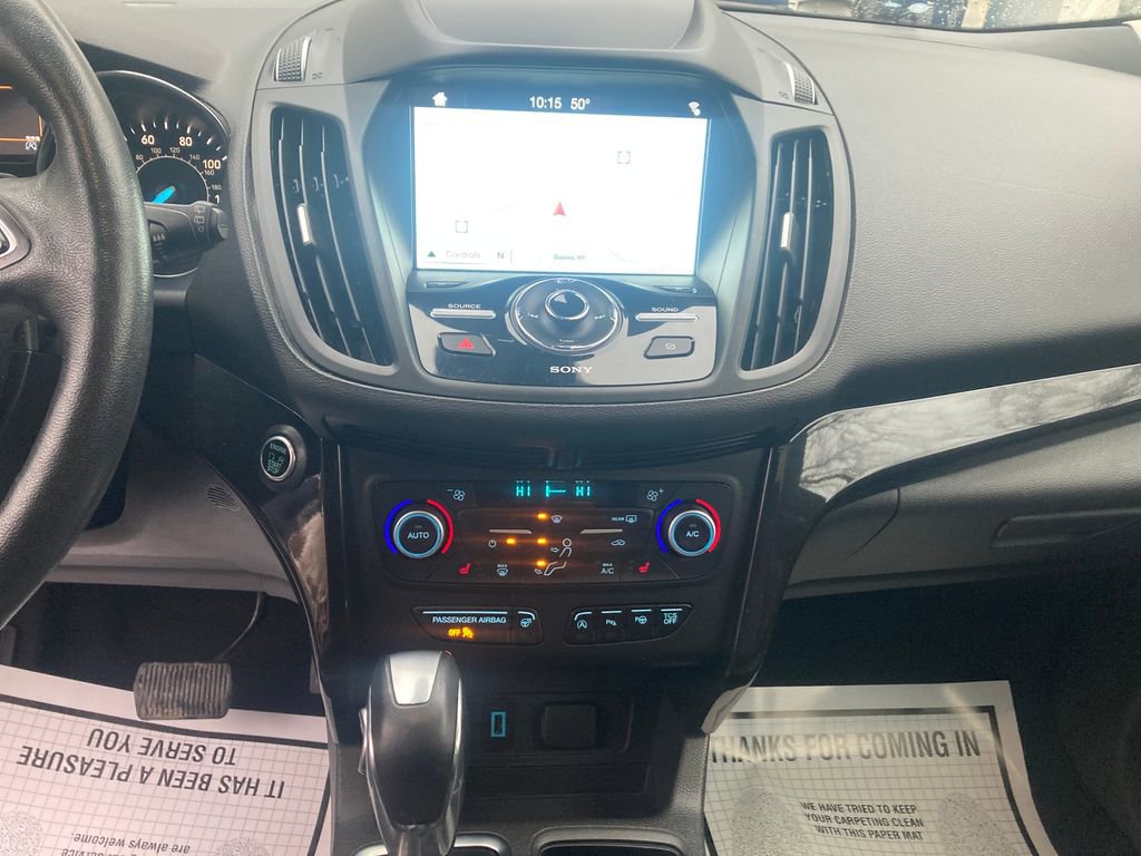 Used 2019 Ford Escape Titanium image 22