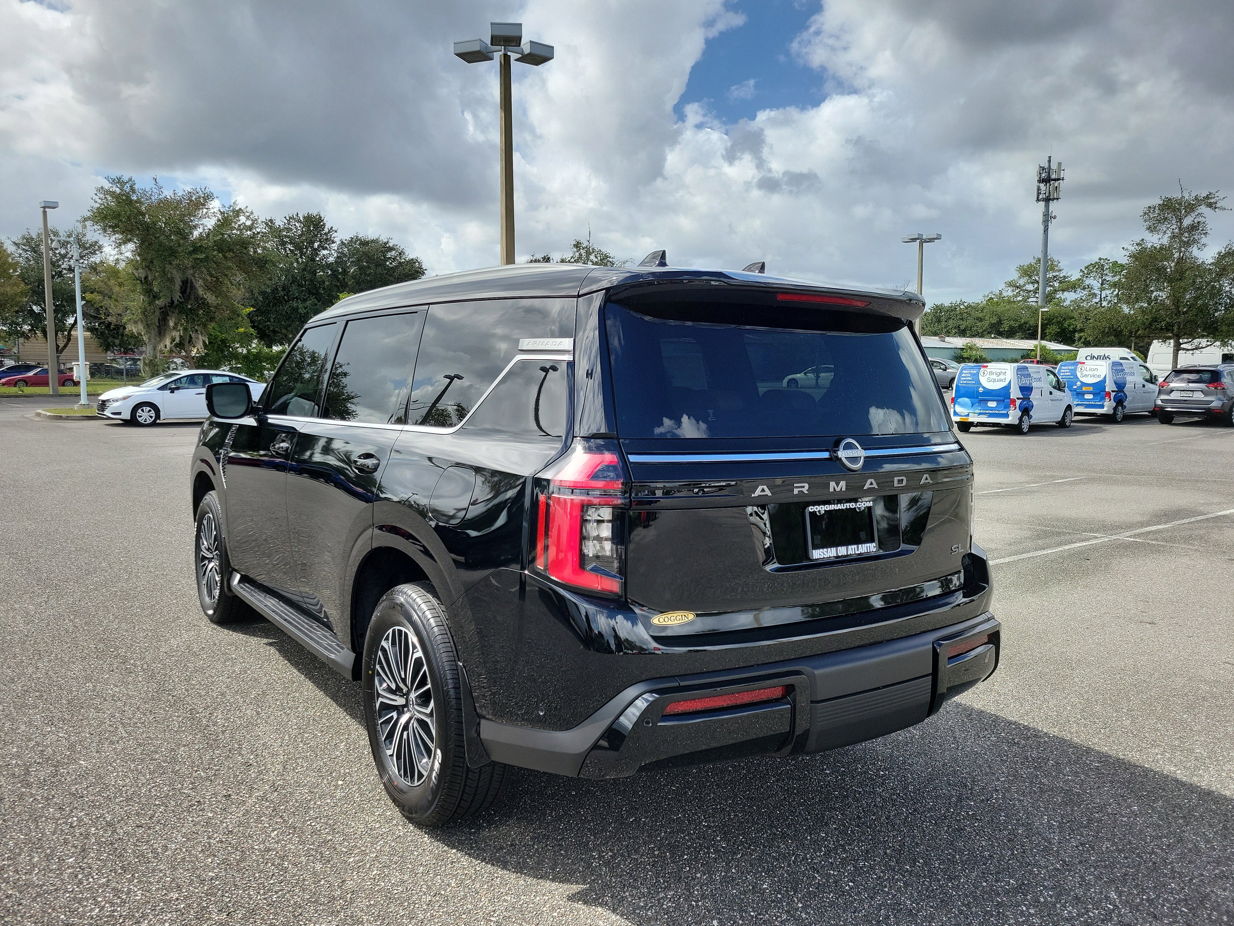 New 2026 Nissan Armada SL image 7