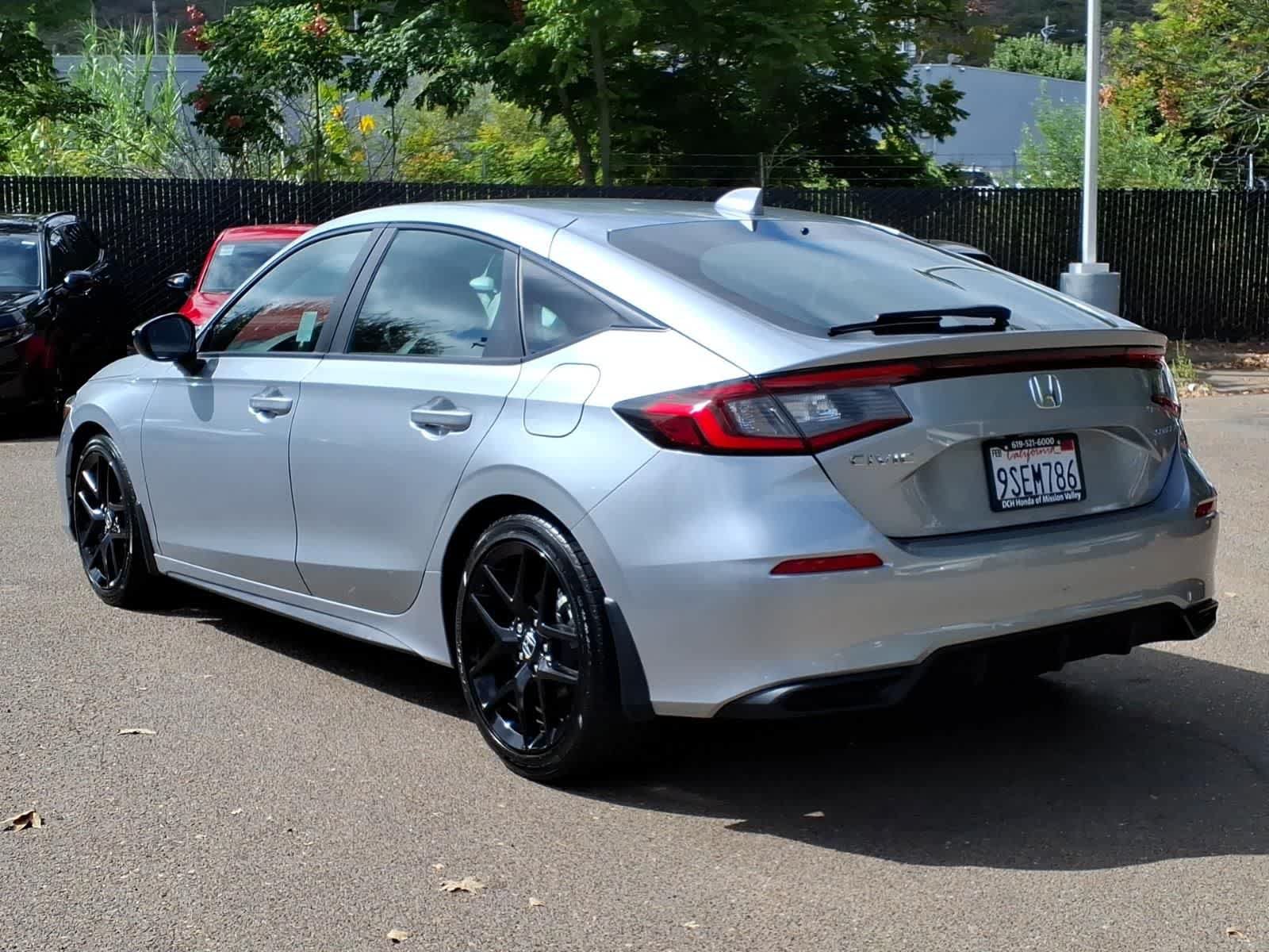 Used 2025 Honda Civic Sport image 7