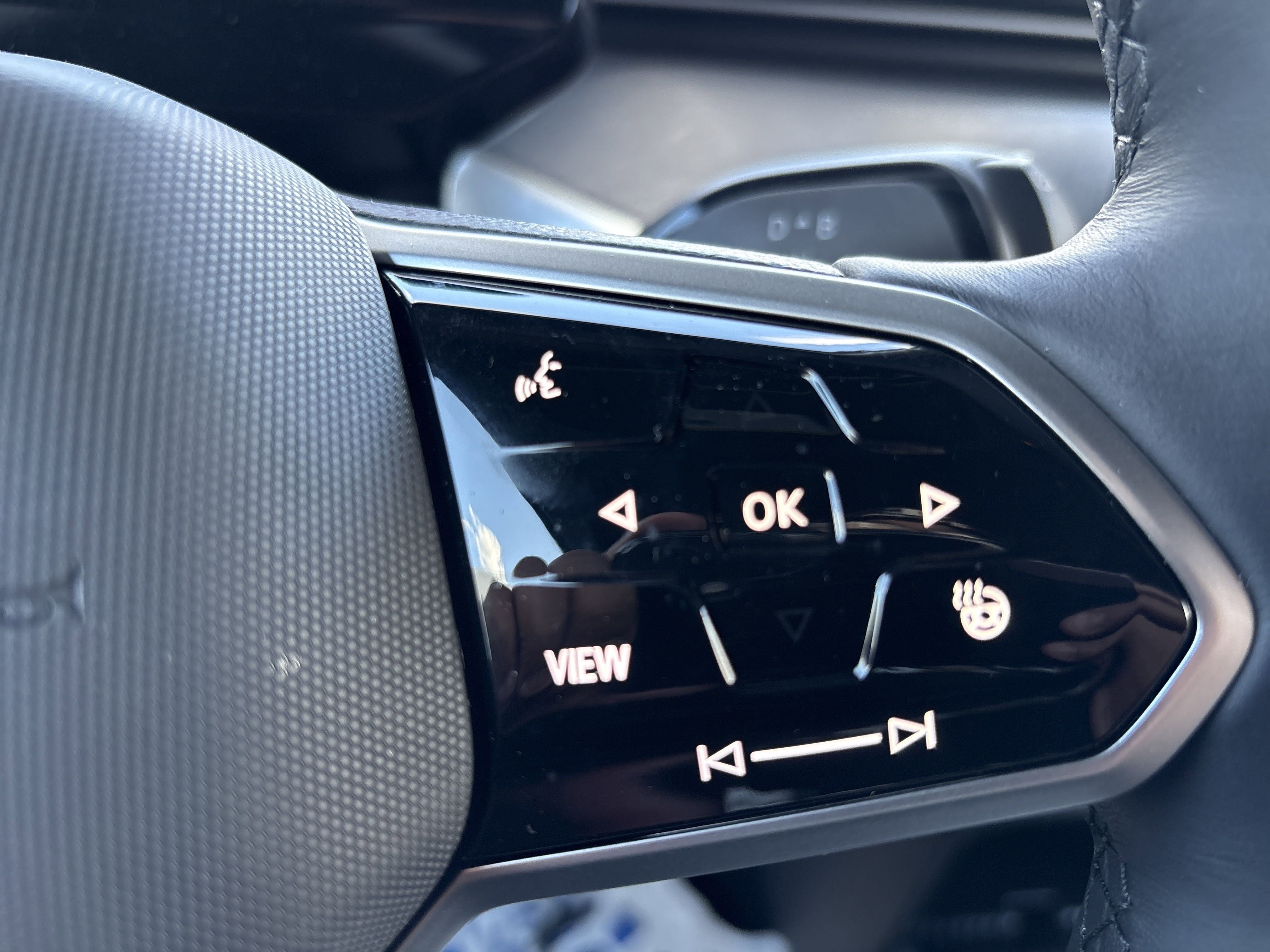 New 2025 Volkswagen ID. Buzz Pro S image 25