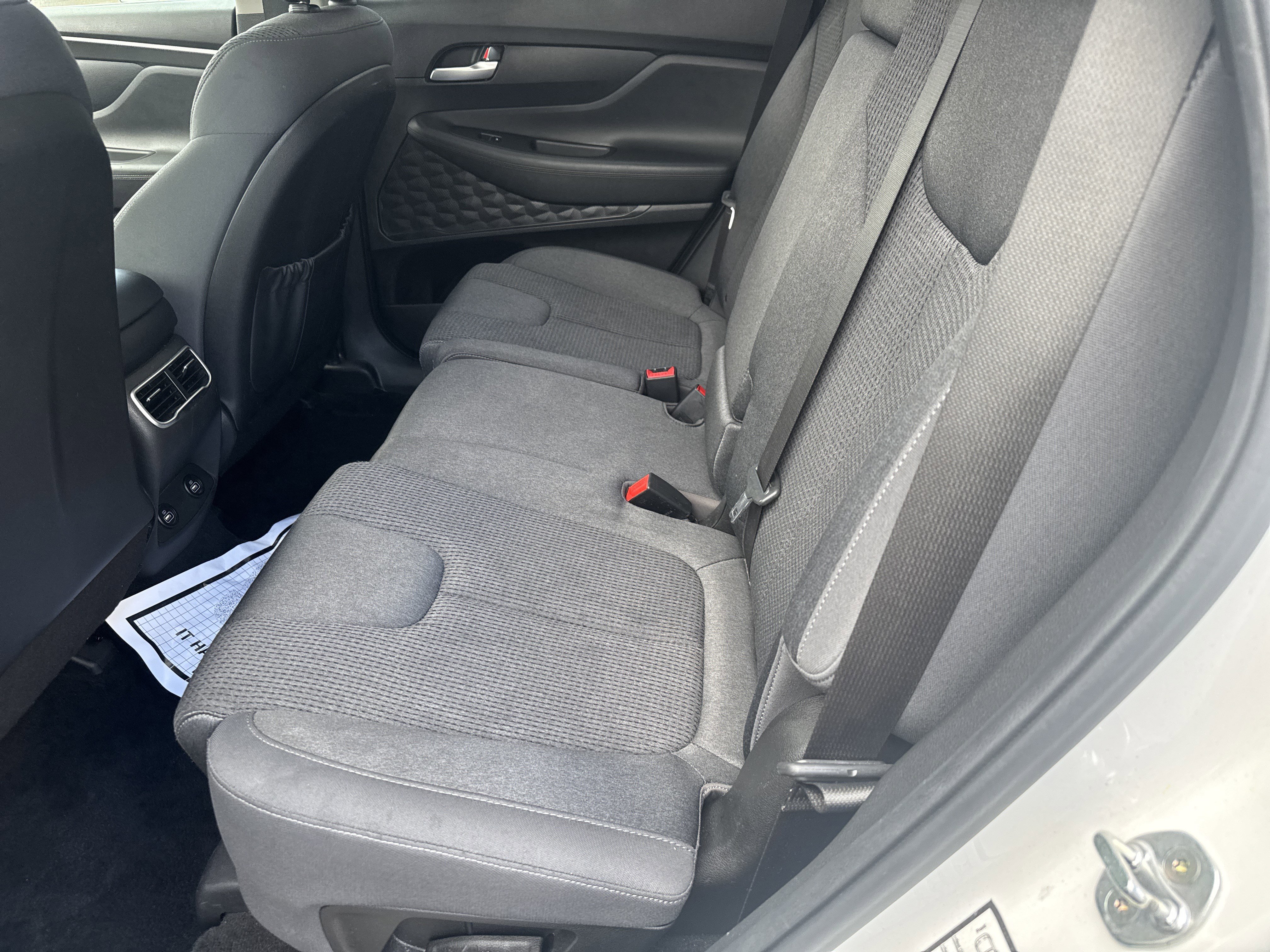 Used 2023 Hyundai Santa Fe SEL image 6