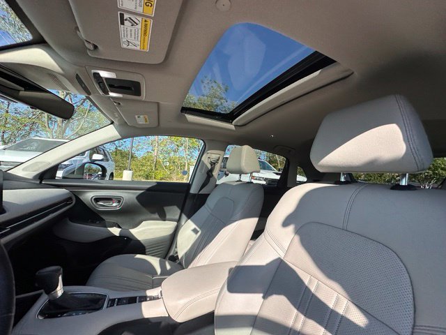 Used 2024 Honda HR-V EX-L image 24