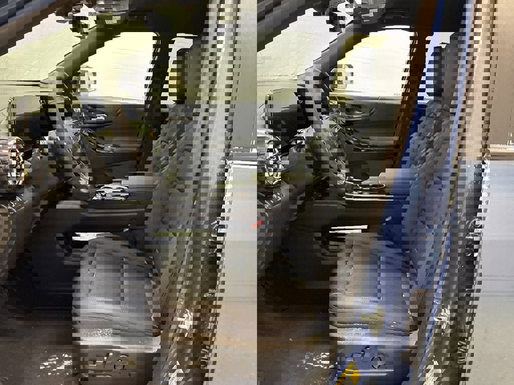 New 2026 Chevrolet Equinox LT w/ Convenience Package II image 9