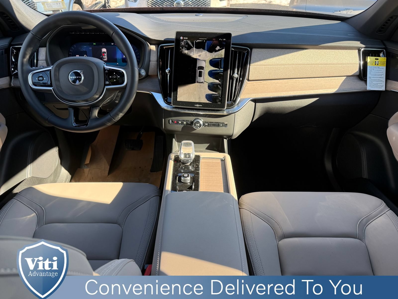 New 2026 Volvo XC90 B5 Plus w/ Protection Package Premier AWD/4WD image 2