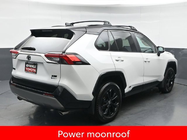 Certified 2025 Toyota RAV4 XSE w/ Weather Package AWD/4WD image 7