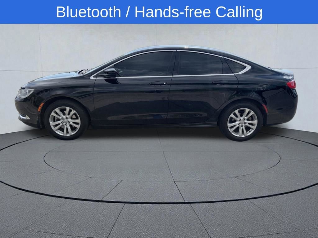 Used 2015 Chrysler 200 Limited w/ Convenience Group FWD image 2