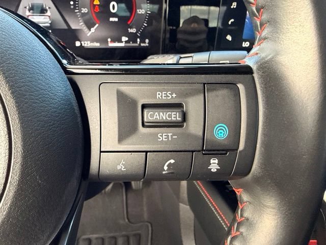 Used 2025 Nissan Kicks SR AWD/4WD image 20