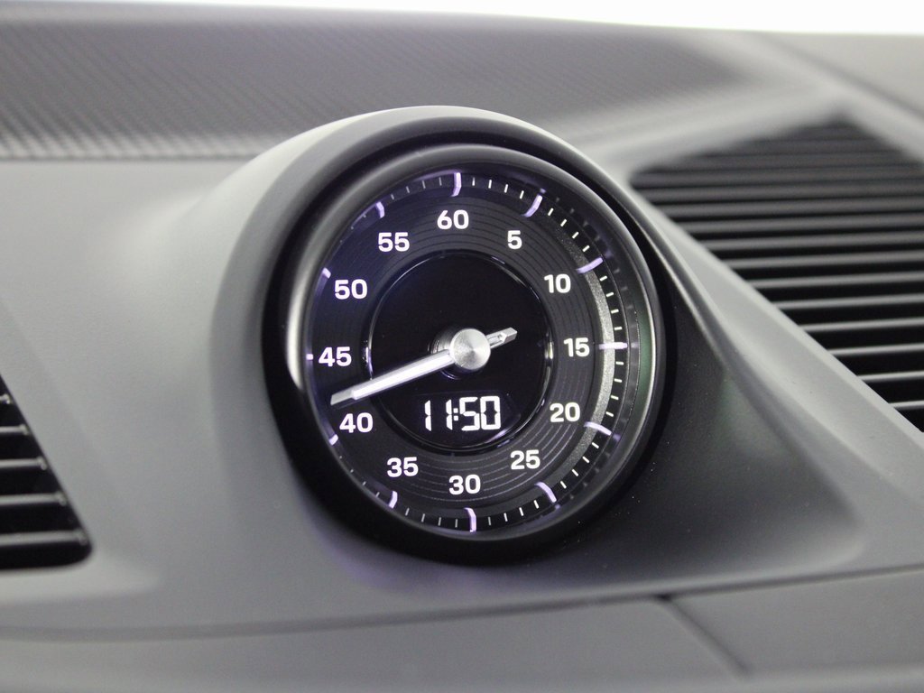 Certified 2025 Porsche Cayenne Coupe image 28