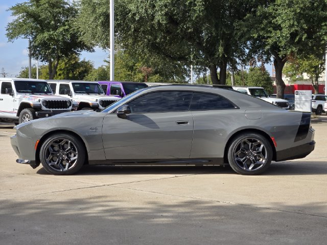 Used 2025 Dodge Charger Daytona R/T w/ Quick Order Package 25M R/T AWD/4WD image 4