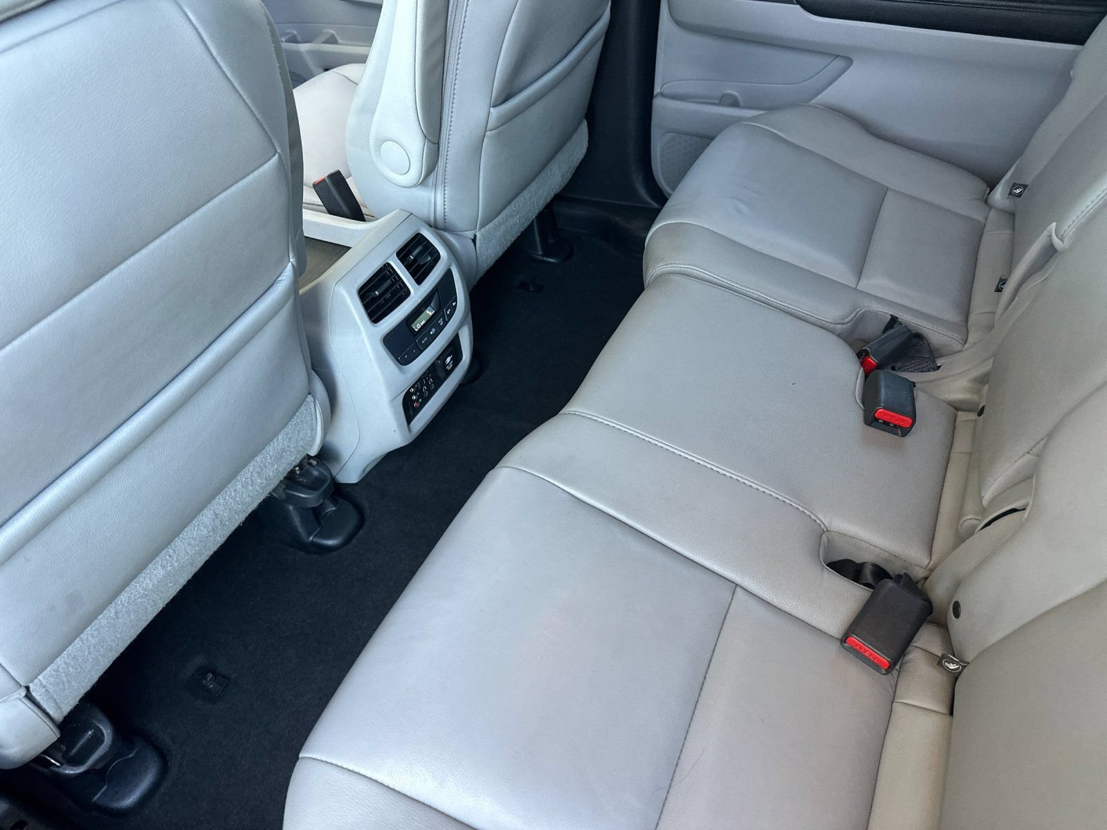Used 2017 Honda Pilot EX-L image 12